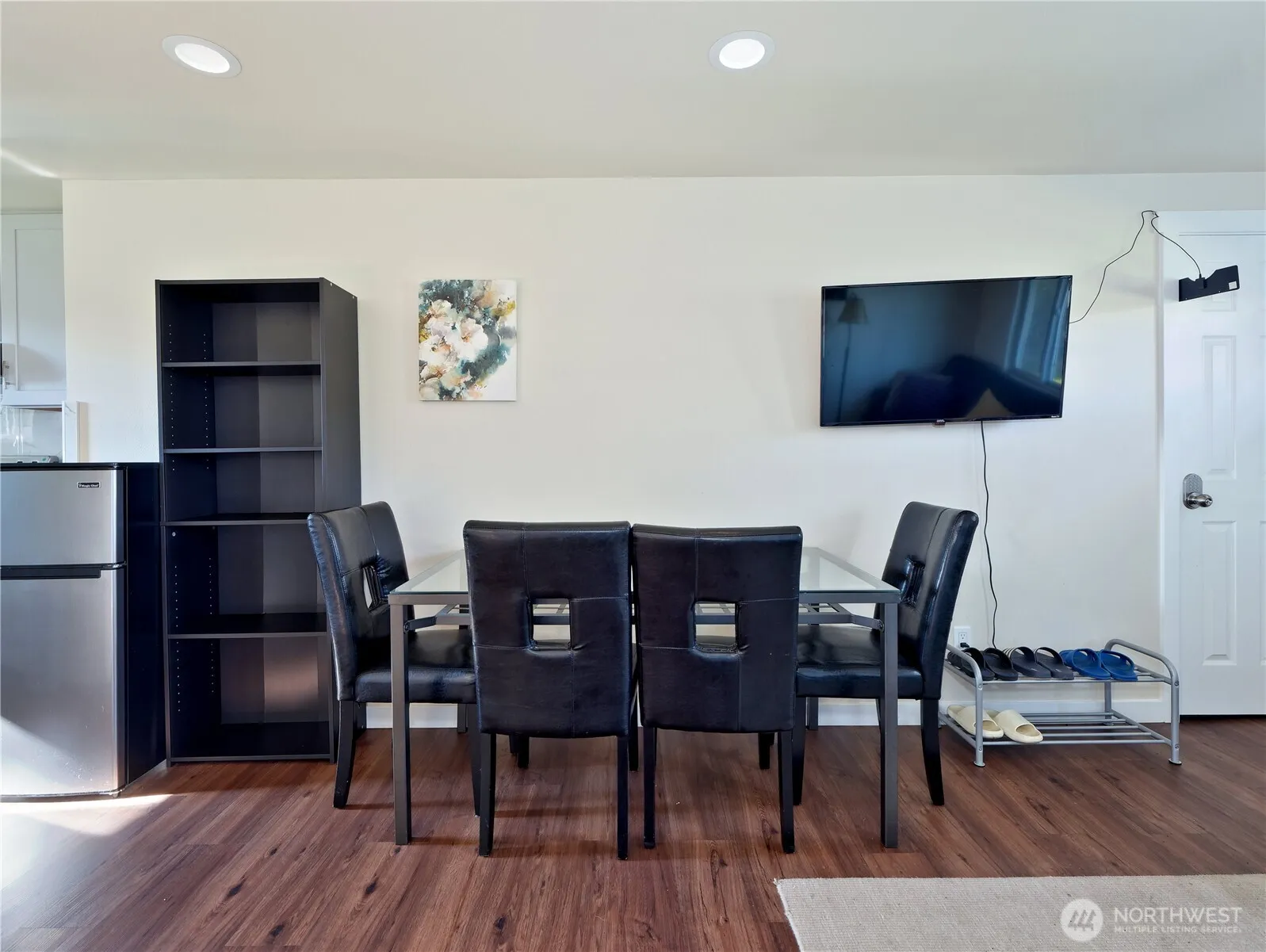 Property photo for 6105 S 124th St, Seattle photo 5