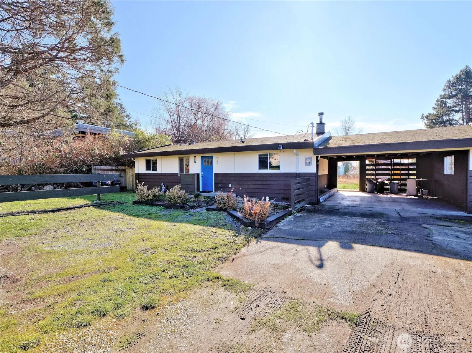 Property photo for 6105 S 124th St, Seattle photo 2