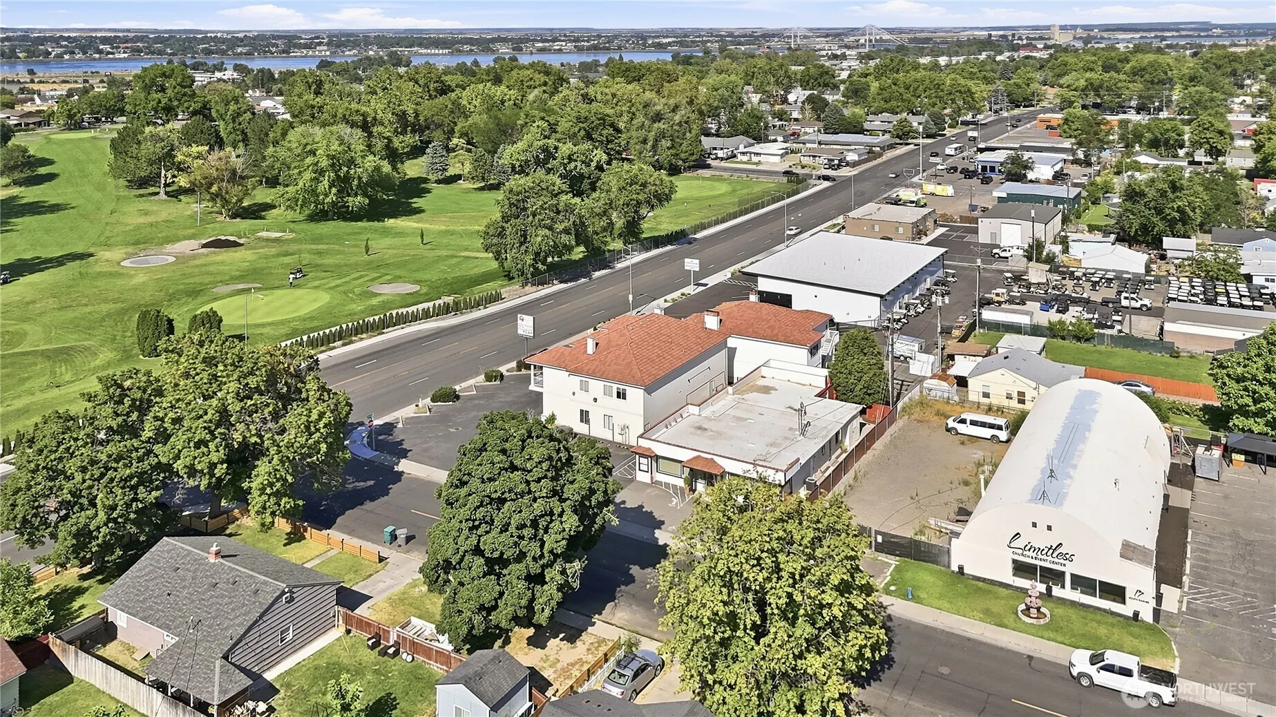 Property photo for 1721 W Kennewick Avenue, Kennewick photo 4