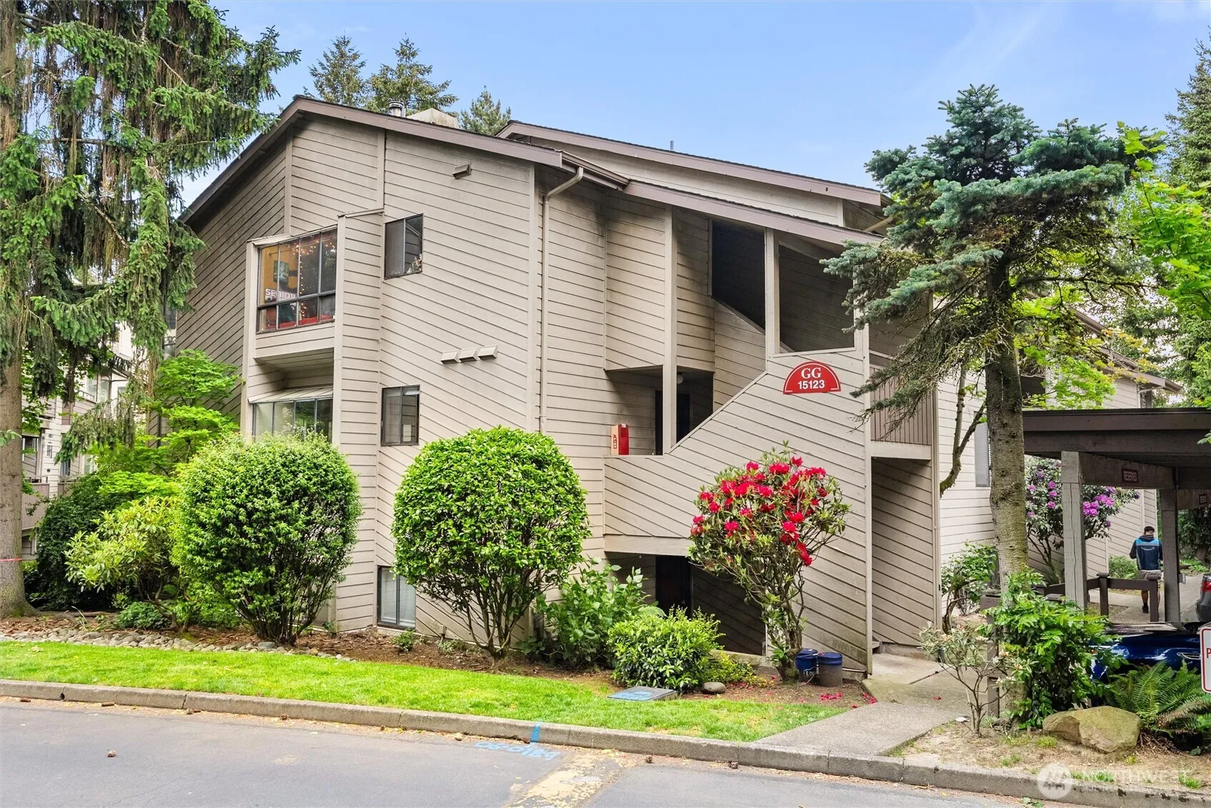 Property photo for 15123 Sunwood Boulevard #gg21, Tukwila photo 2