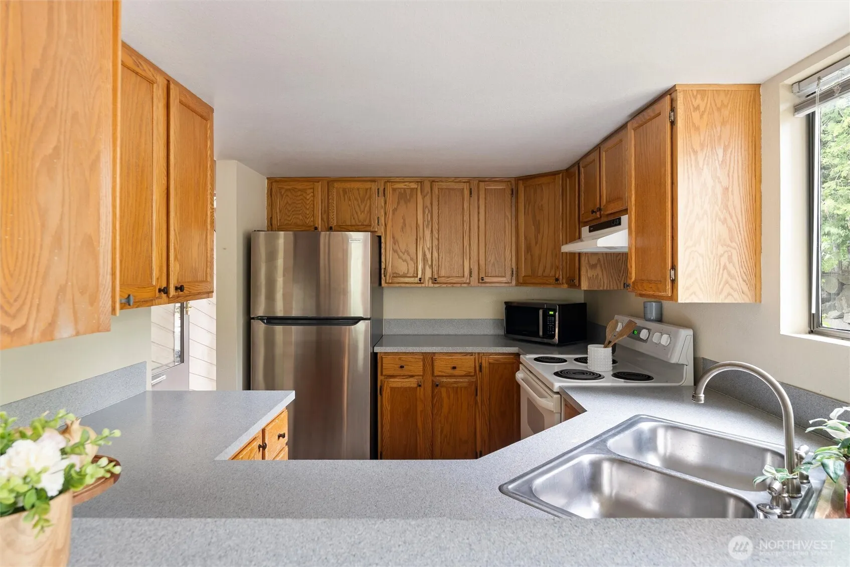 Property photo for 15123 Sunwood Boulevard #gg21, Tukwila photo 5