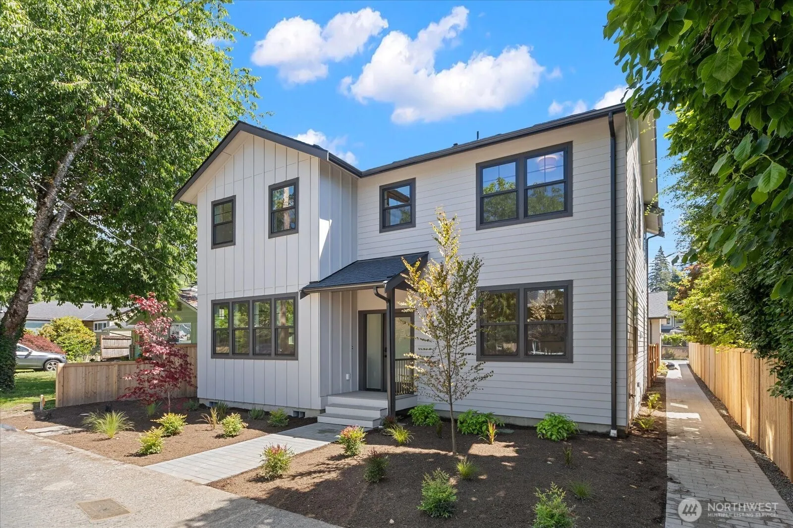 Property photo for 315 Se Andrews Street, Issaquah photo 2