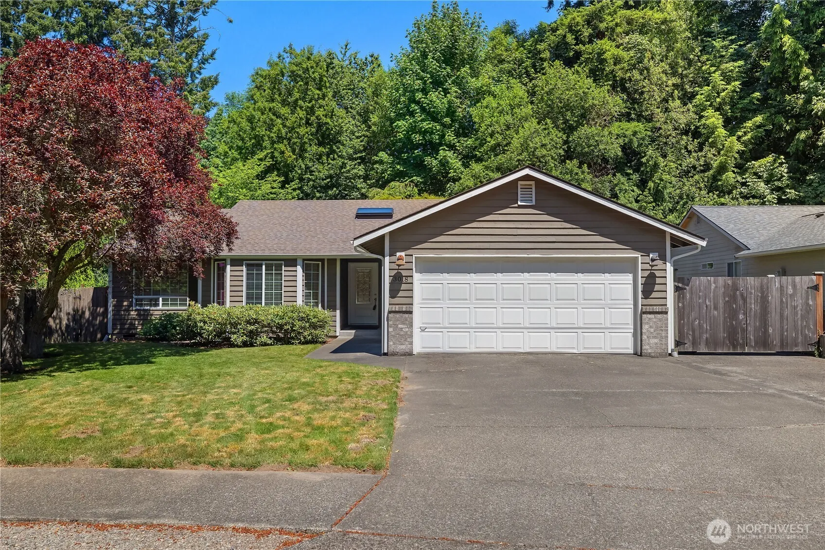 Property photo for 3018 Briar Lea Loop Se, Olympia
