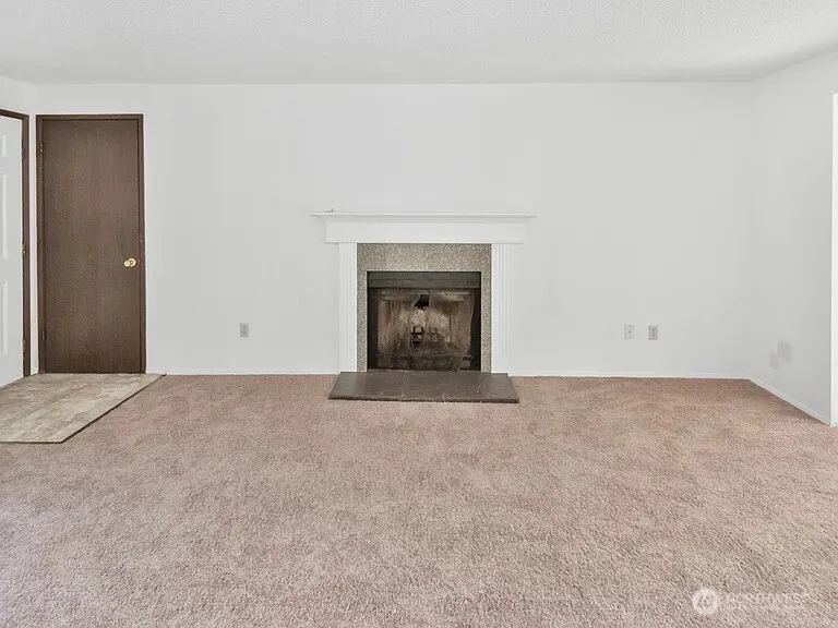 Property photo for 15408 74th Avenue E, Puyallup photo 4