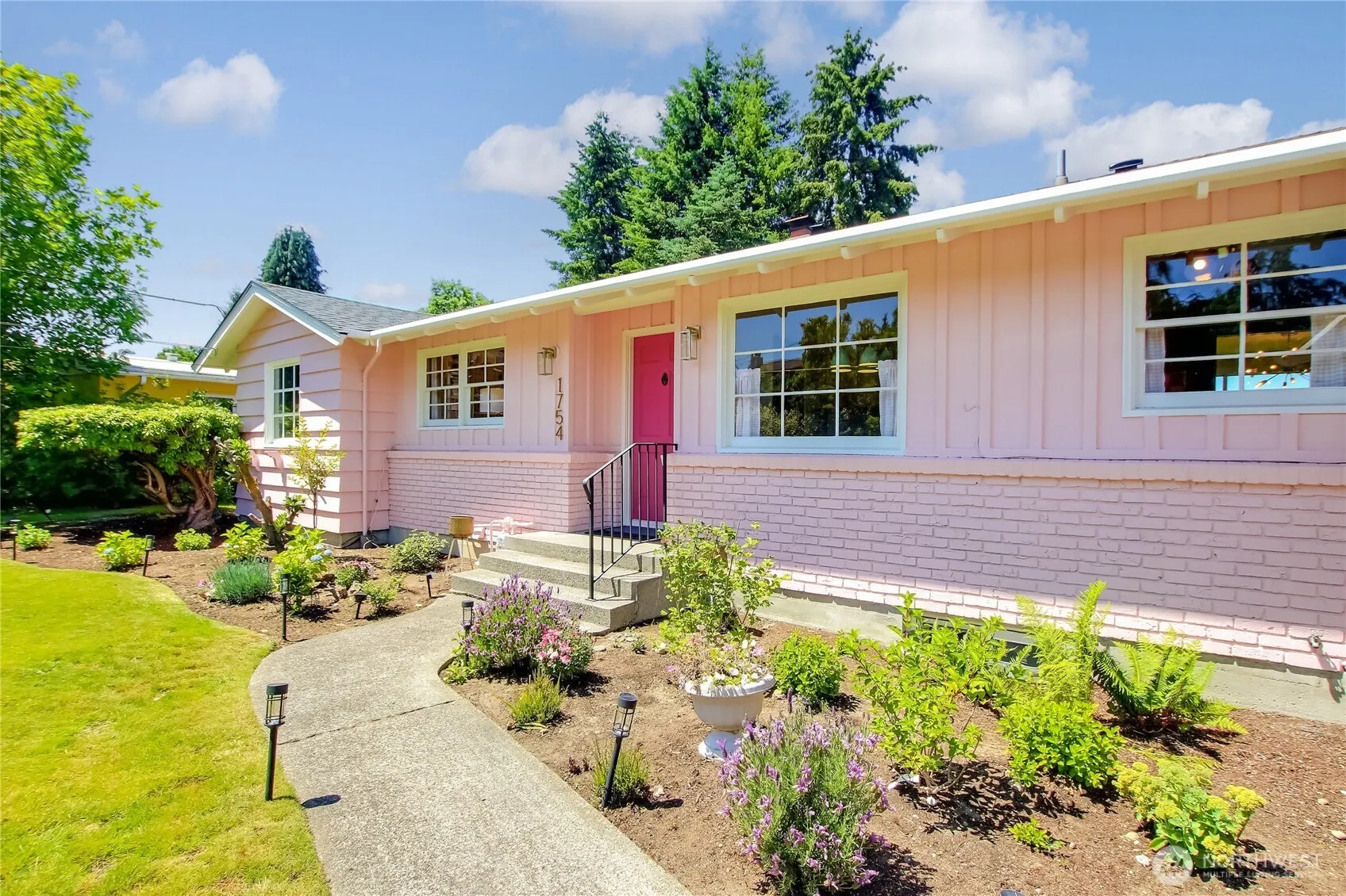 Property photo for 1754 N Narrows Drive, Tacoma photo 4