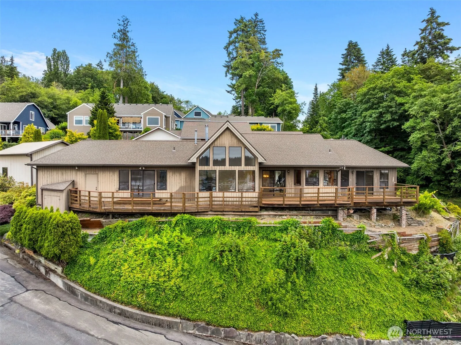 Property photo for 812 San Francisco Avenue Ne, Olympia photo 2