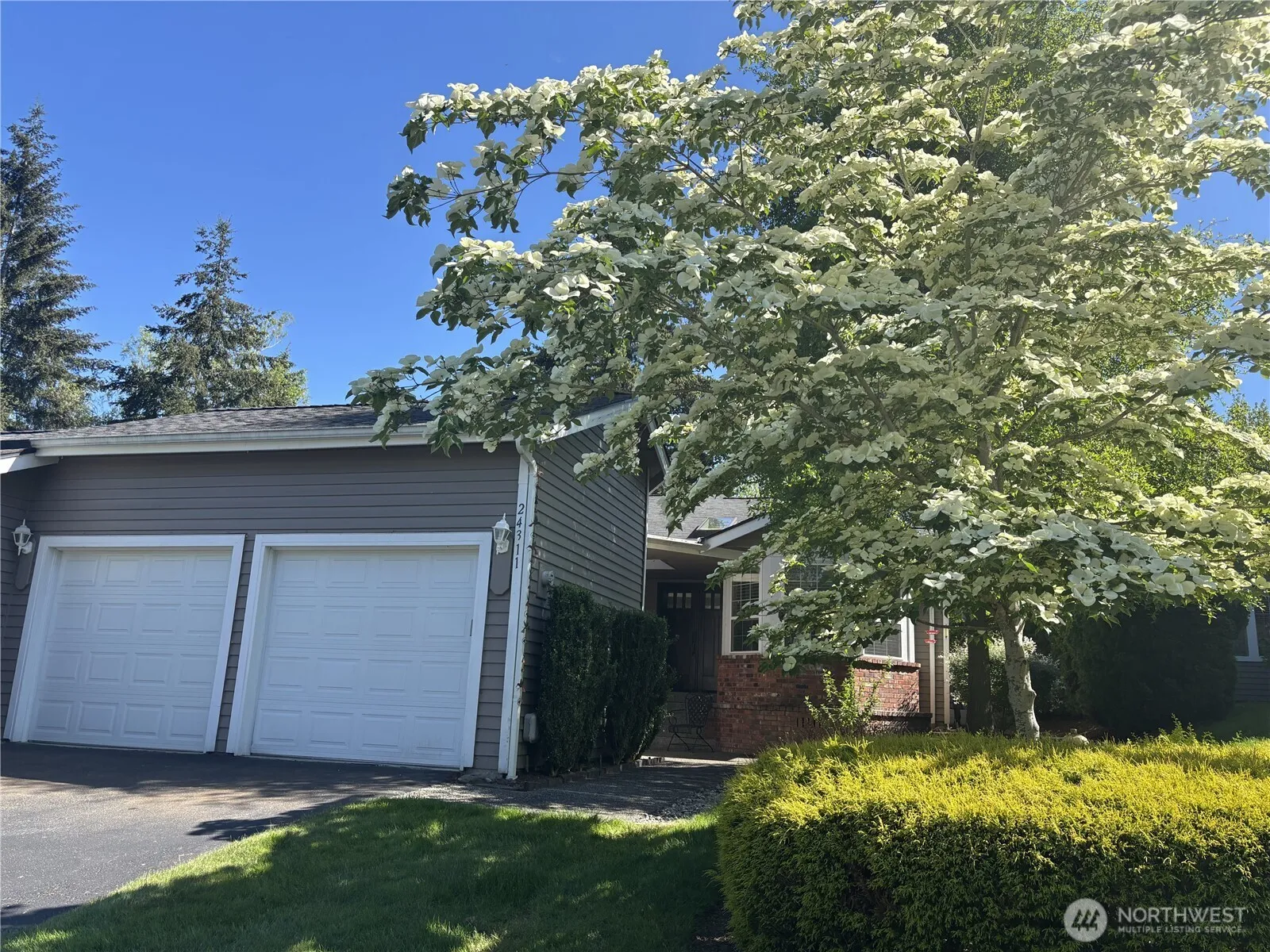 Property photo for 24311 Se 41st Place #10, Sammamish photo 2