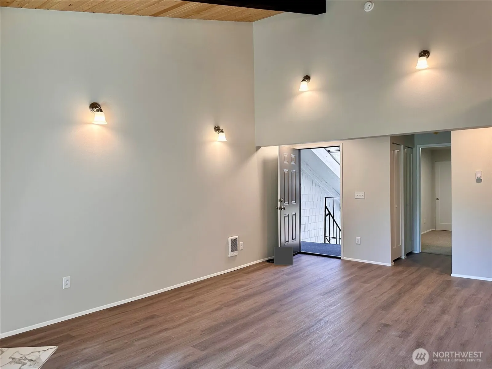 Property photo for 2020 Grant Avenue S #c301, Renton photo 5