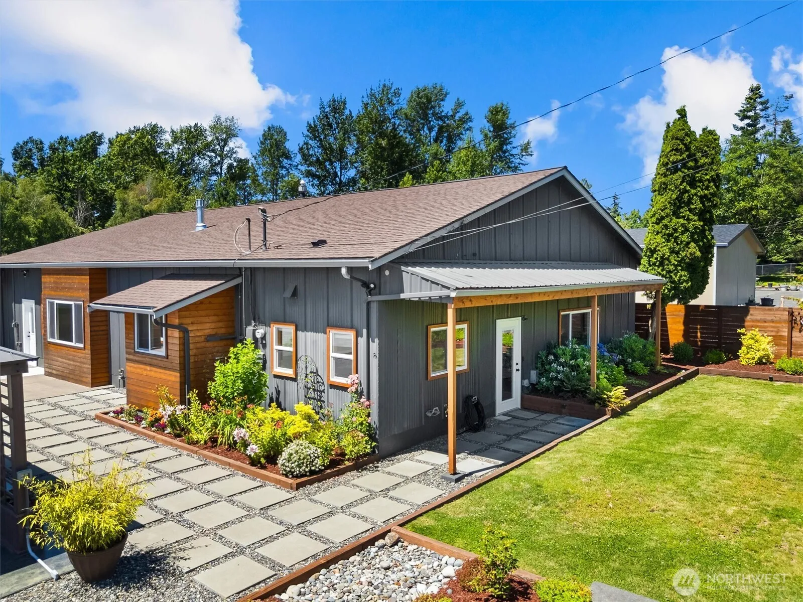 Property photo for 3275 Bennett Drive, Bellingham