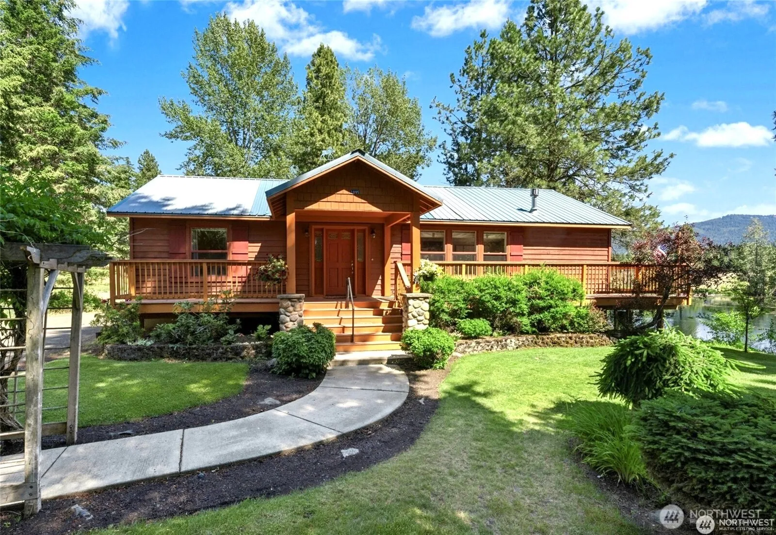 Property photo for 1095 Wood Duck Road, Cle Elum