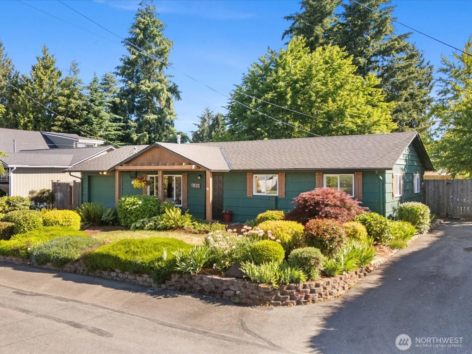 Property photo for 11924 Se 169th Place, Renton photo 2