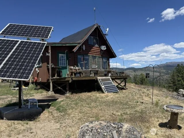 Property photo for 132 W Cayuse Mtn Road, Tonasket photo 3