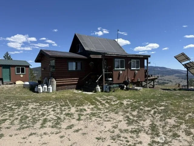 Property photo for 132 W Cayuse Mtn Road, Tonasket photo 2