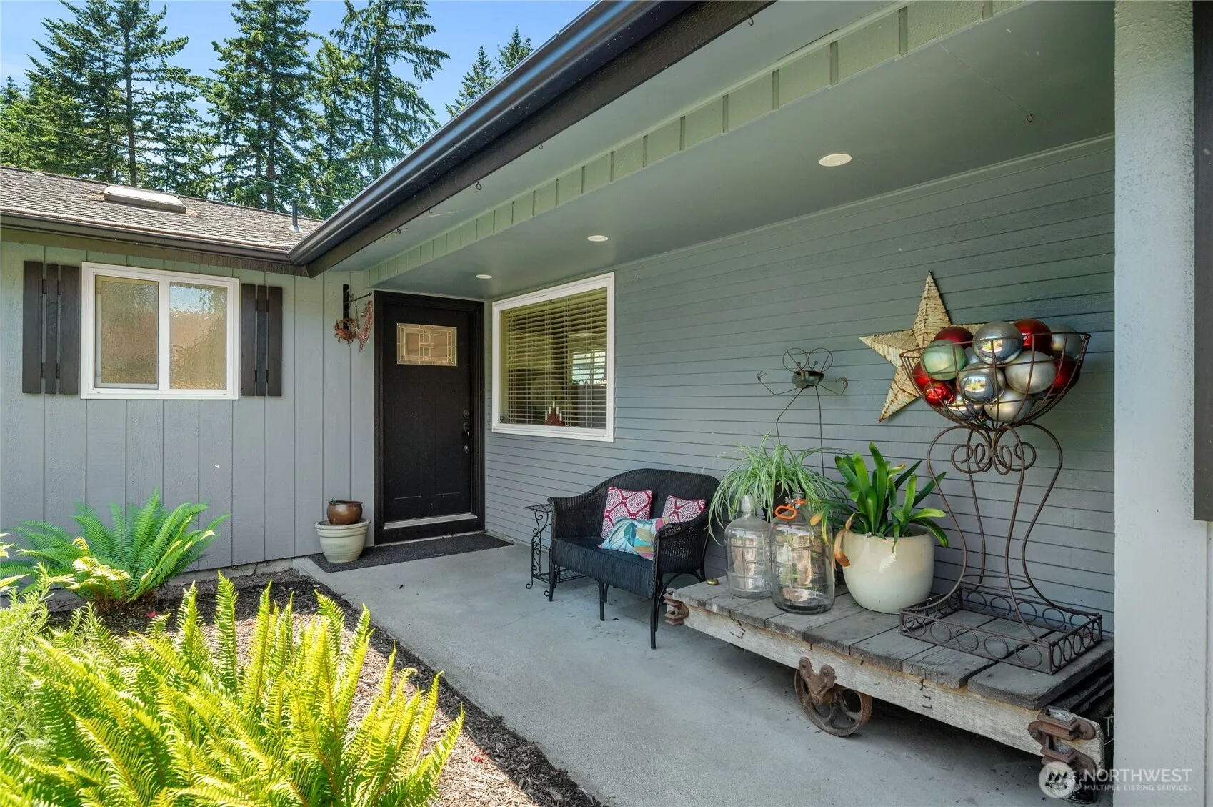 Property photo for 4997 Sandra Lane Ne, Bremerton photo 3