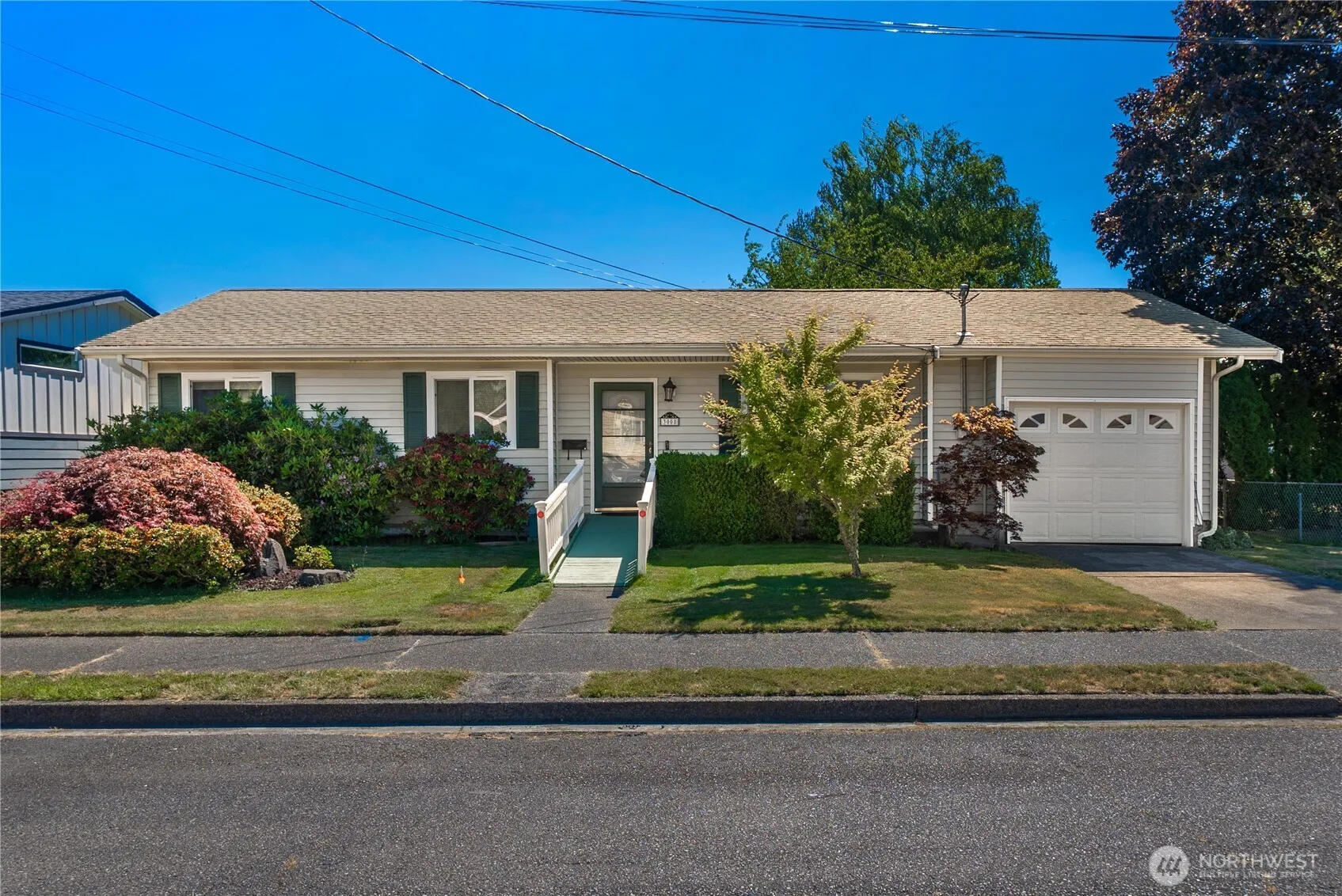 Property photo for 3008 Crane Avenue, Bremerton photo 2