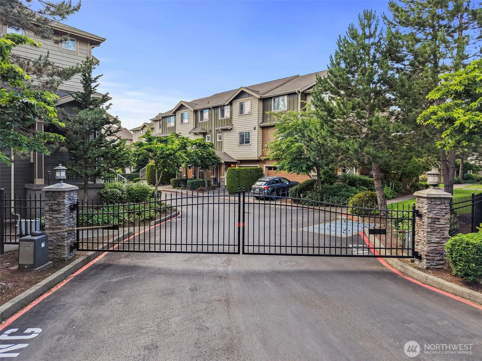 Property photo for 4600 Ne 3rd Lane #e3, Renton photo 2