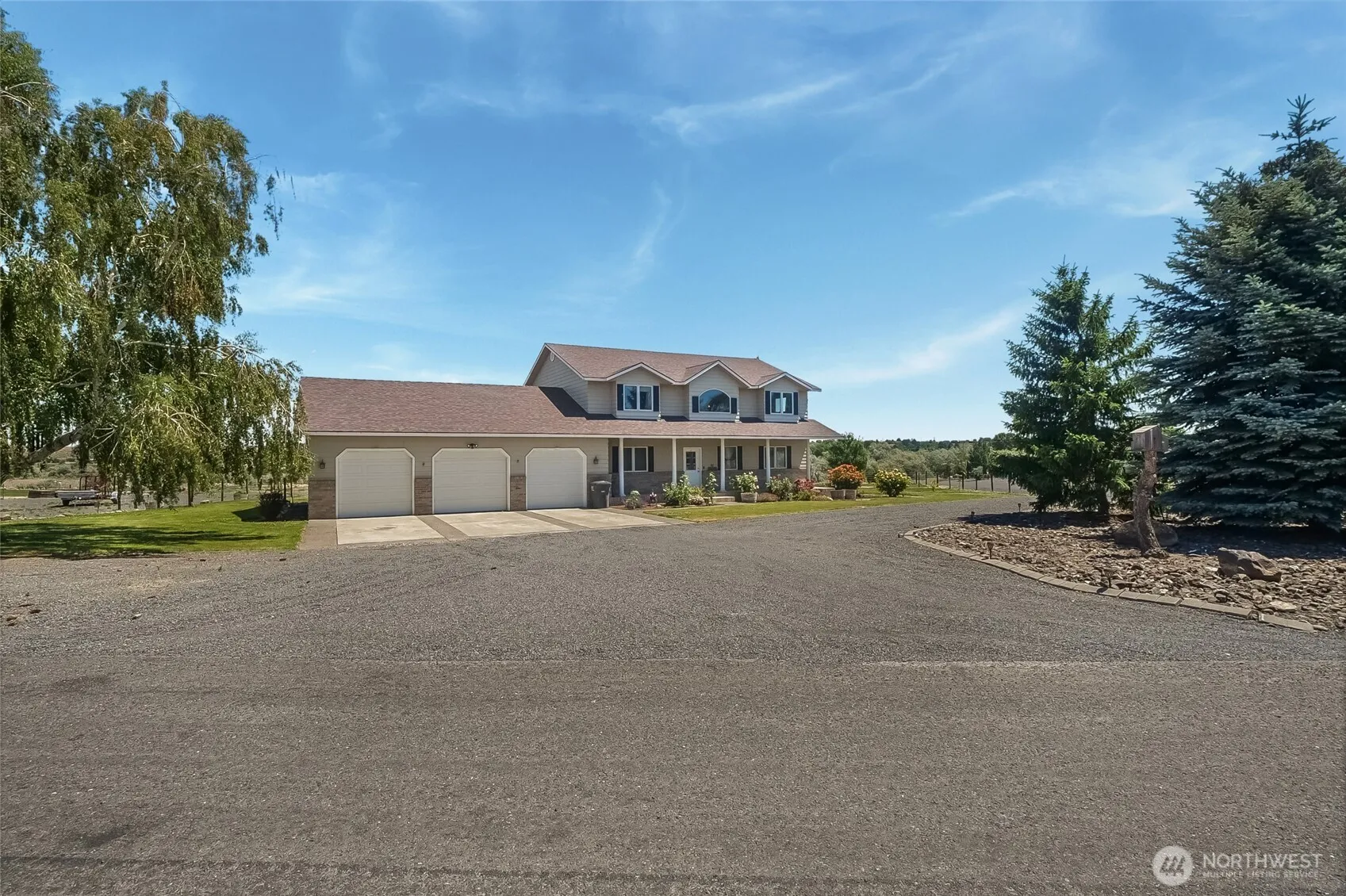 Property photo for 5621 Road J.4 Ne, Moses Lake photo 5