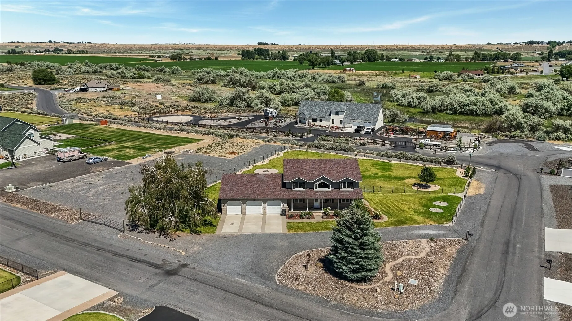 Property photo for 5621 Road J.4 Ne, Moses Lake photo 3
