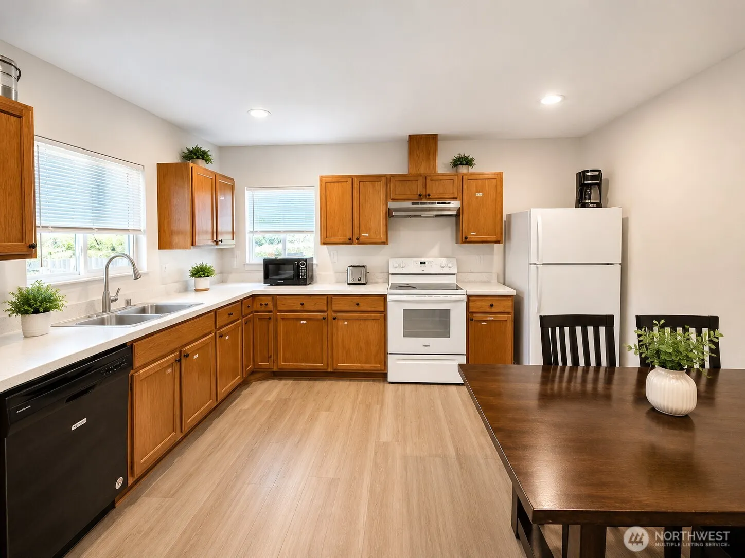 Property photo for 336 S Division Street, Auburn photo 2