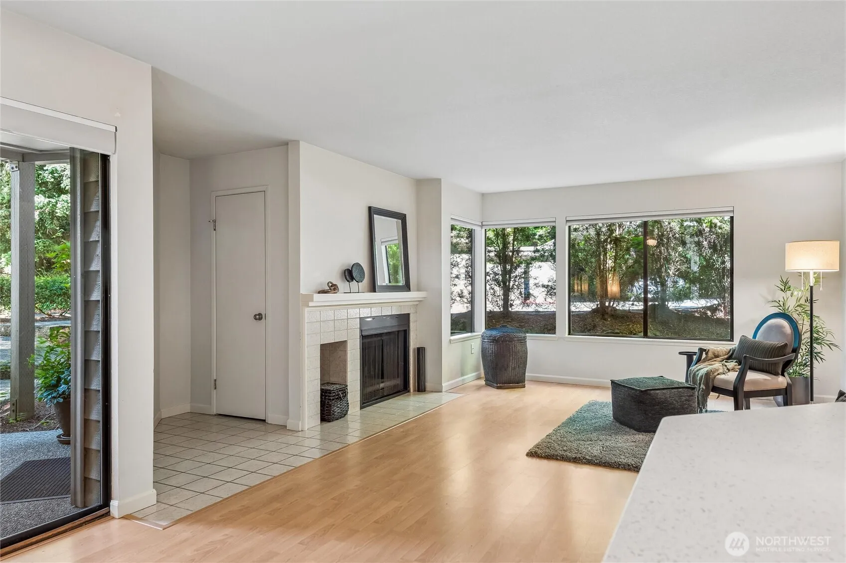 Property photo for 1354 Bellevue Way Ne #3, Bellevue