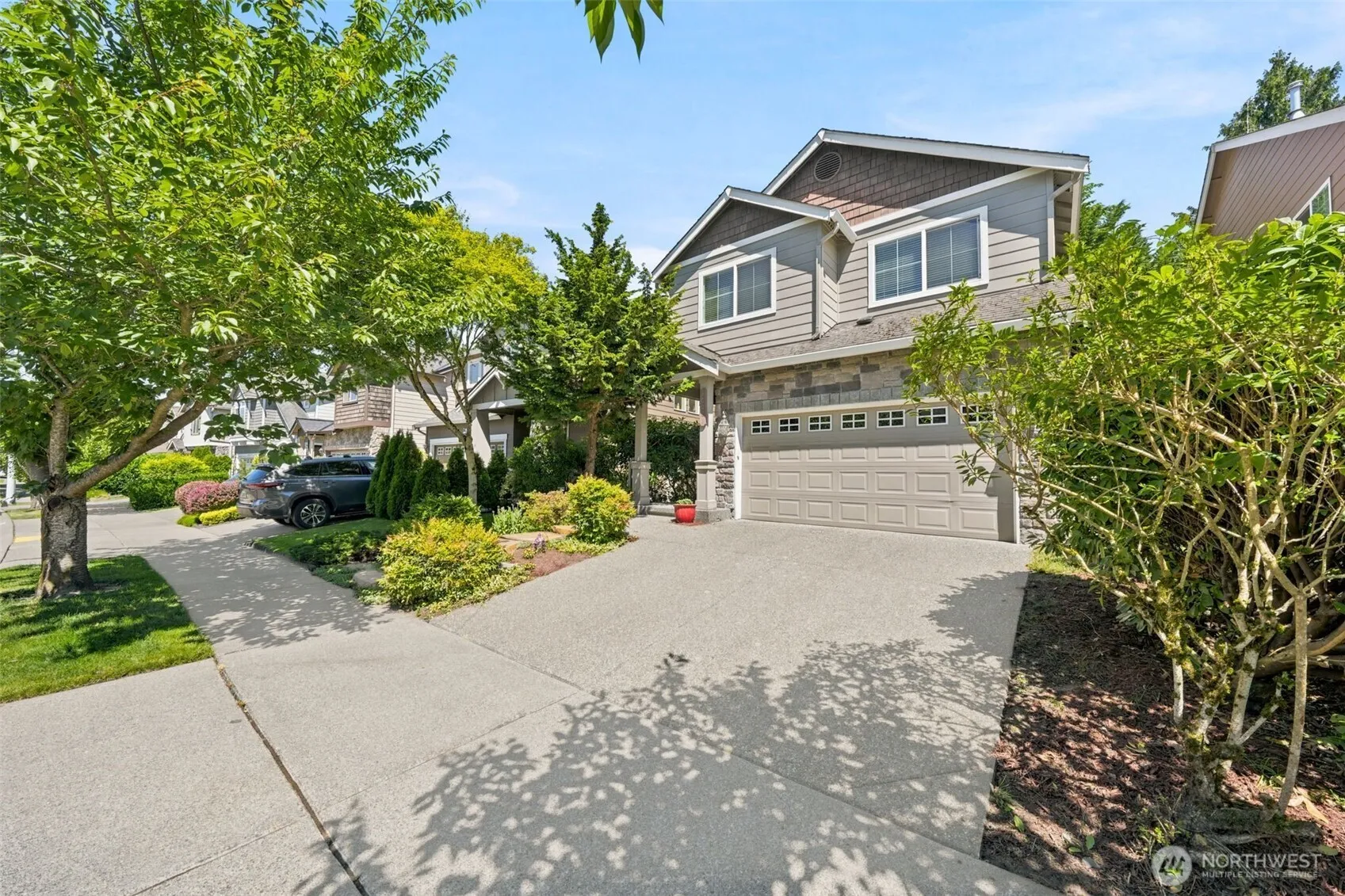 Property photo for 16021 35th Drive Se, Bothell photo 3