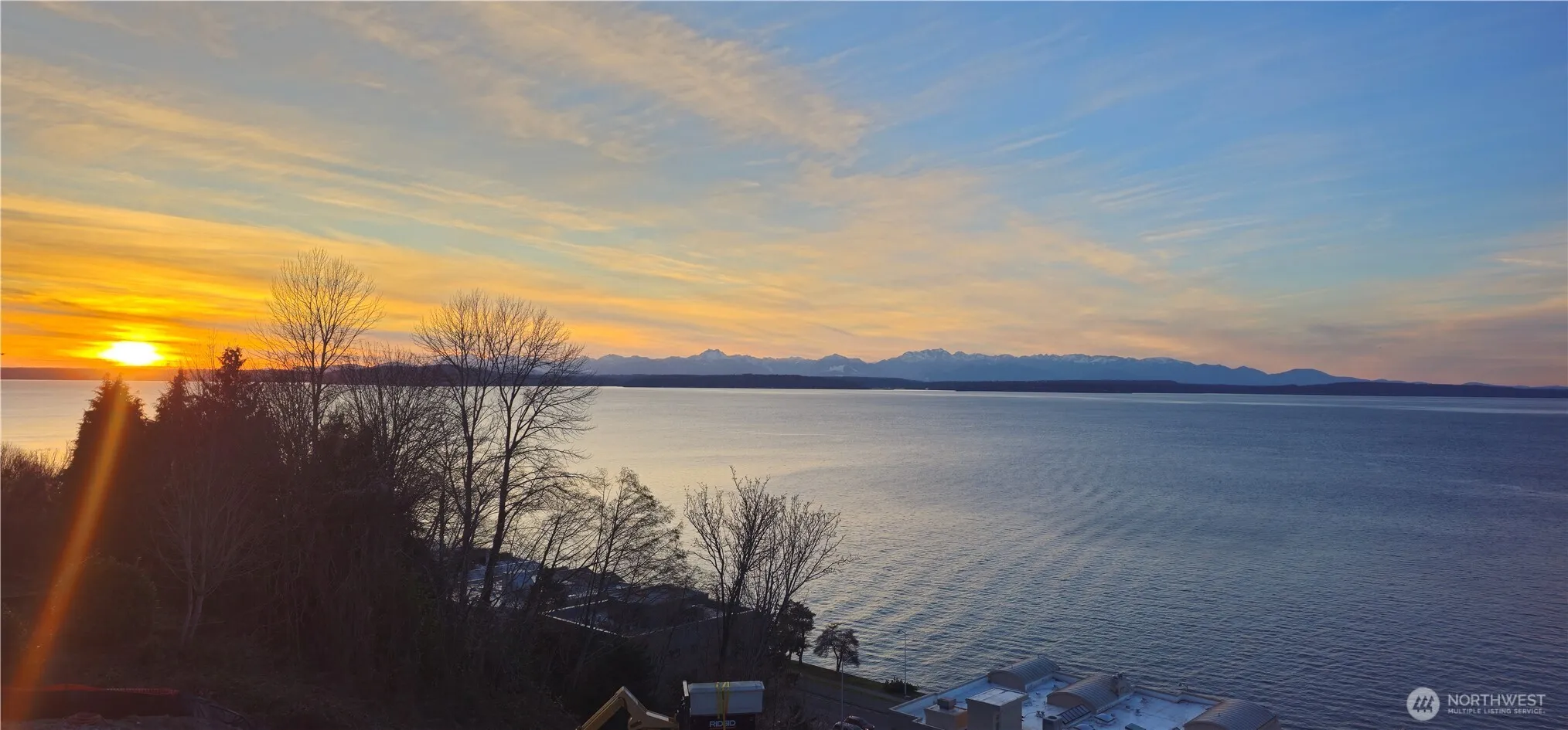 Property photo for 1019 California Lane Sw, Seattle