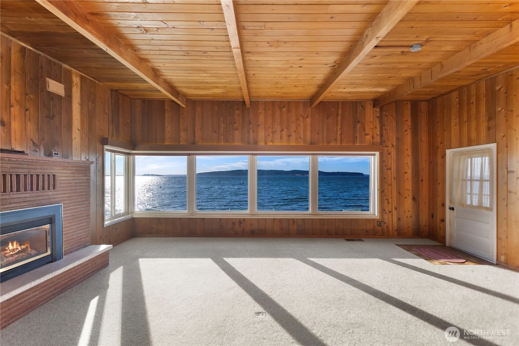Property photo for 141 Utsalady Road, Camano Island photo 5