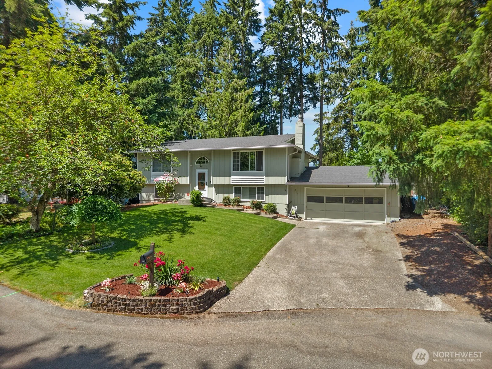 Property photo for 2309 31st Avenue Se, Puyallup