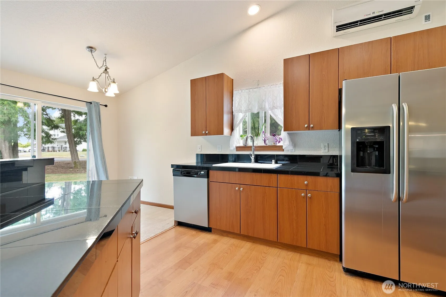 Property photo for 9223 105th Avenue Ct Sw, Tacoma photo 5