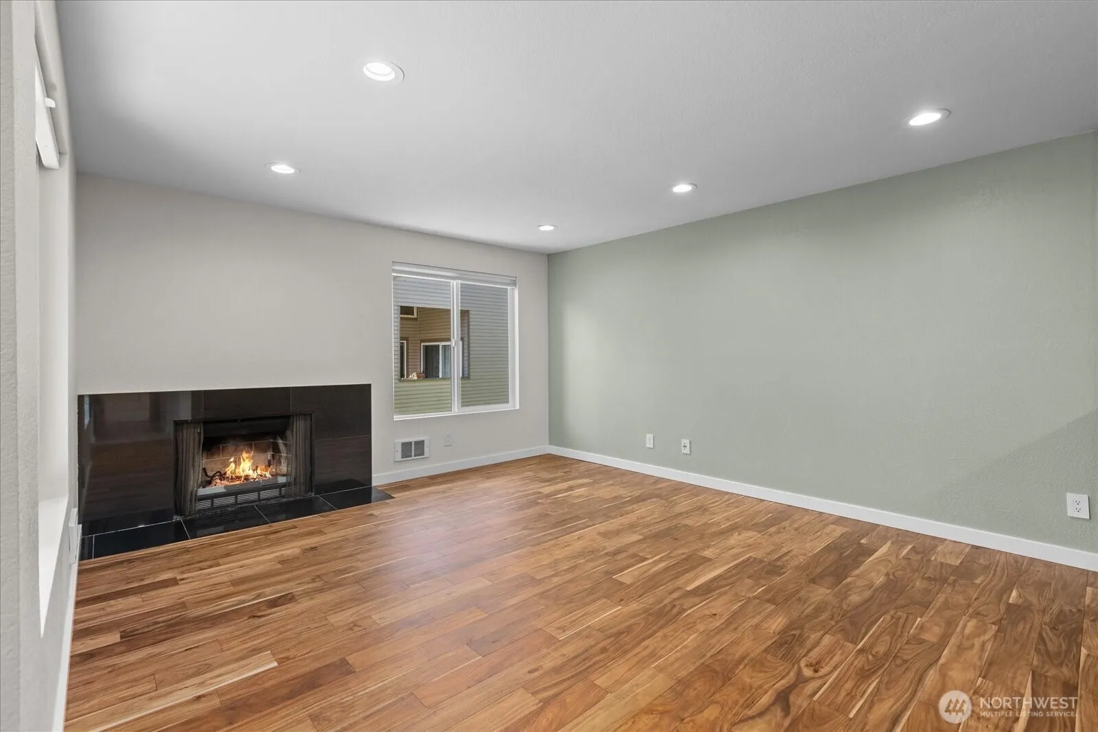 Property photo for 14636 Ne 45th St #c17, Bellevue photo 3