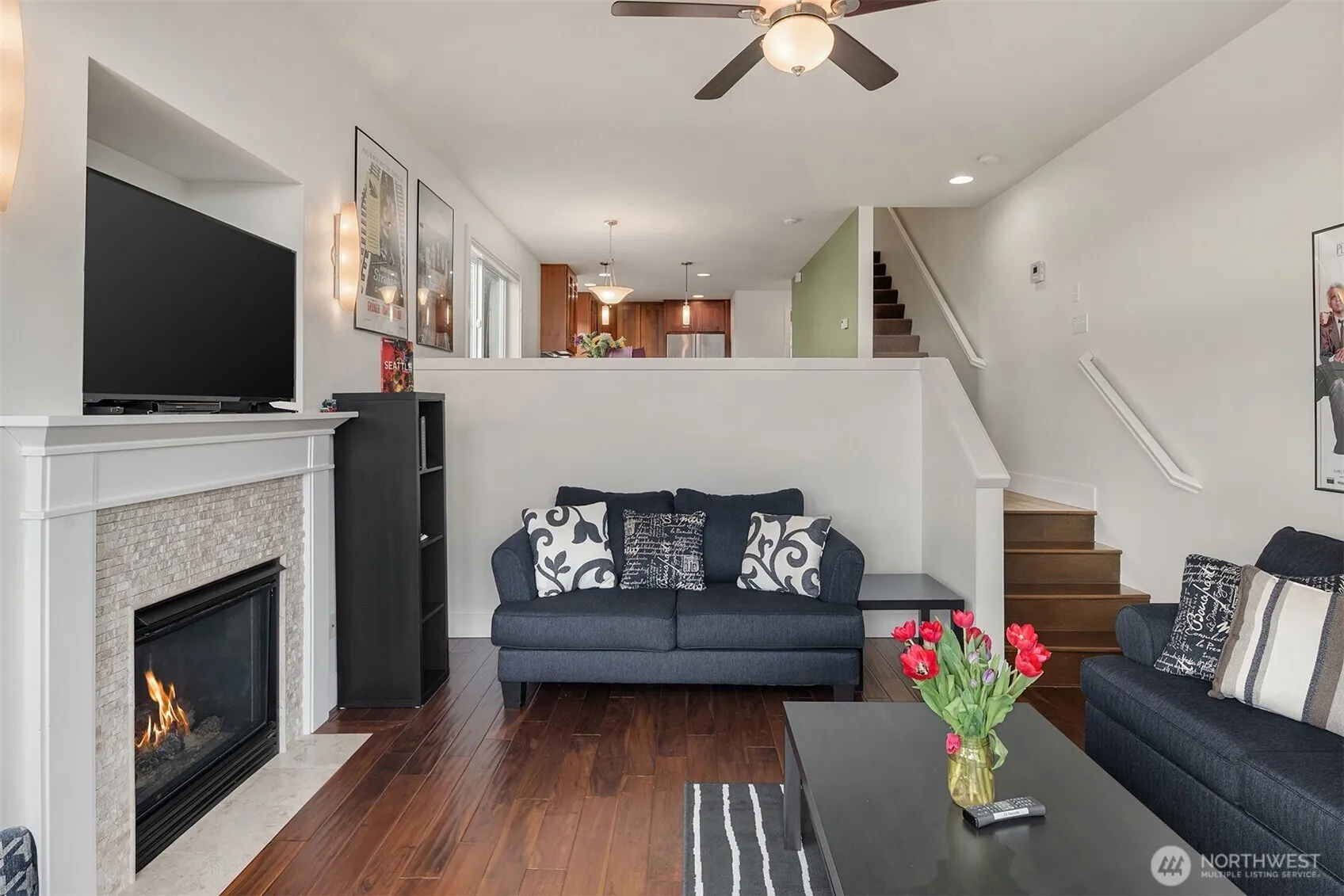 Property photo for 213 26th Avenue E #b, Seattle photo 5