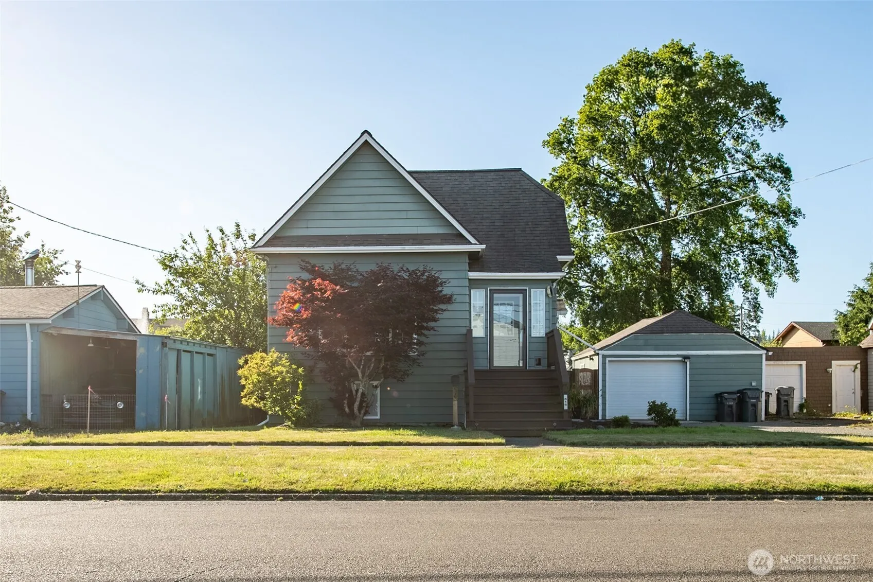 Property photo for 616 7th Street, Hoquiam