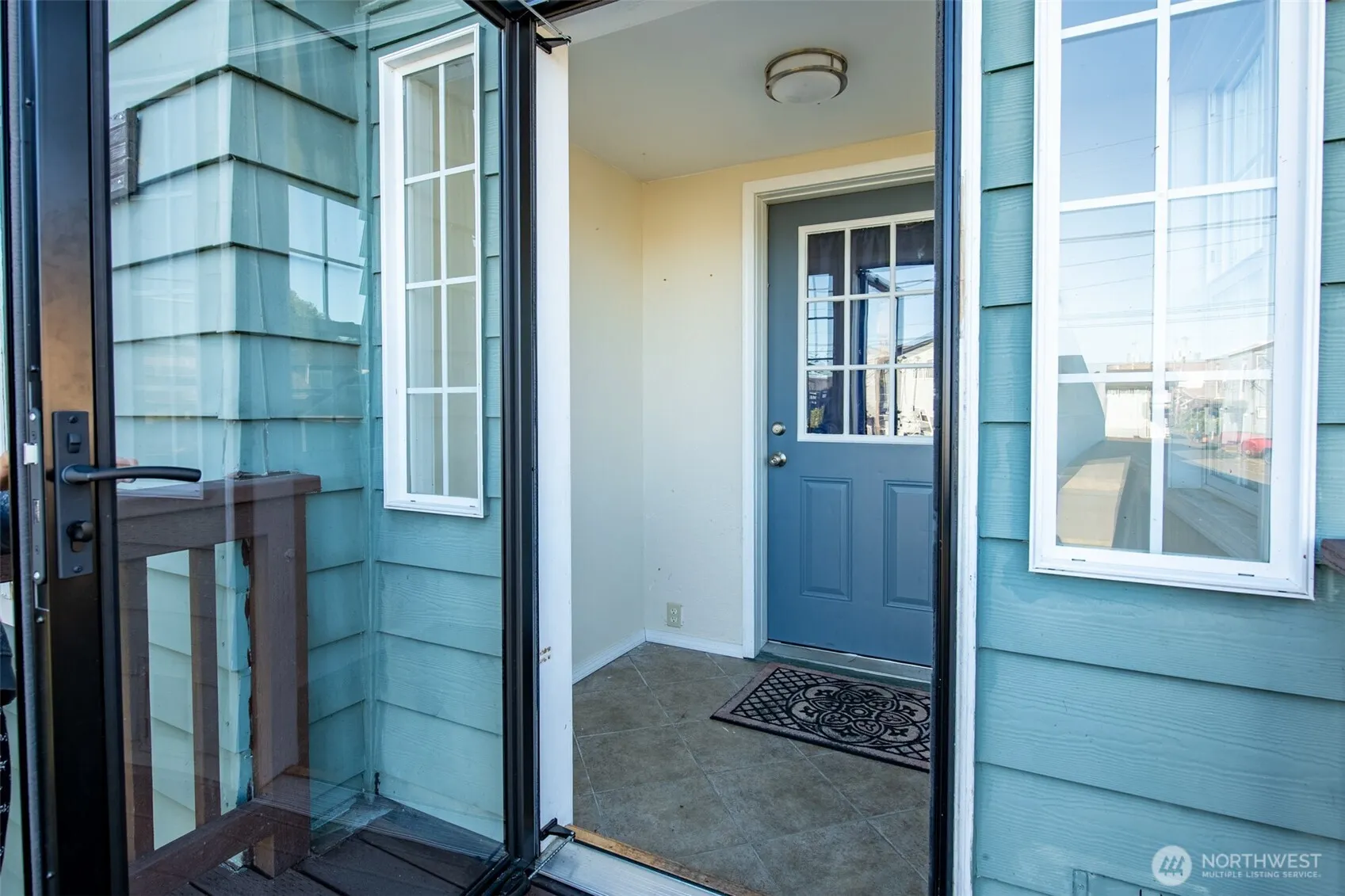 Property photo for 616 7th Street, Hoquiam photo 3