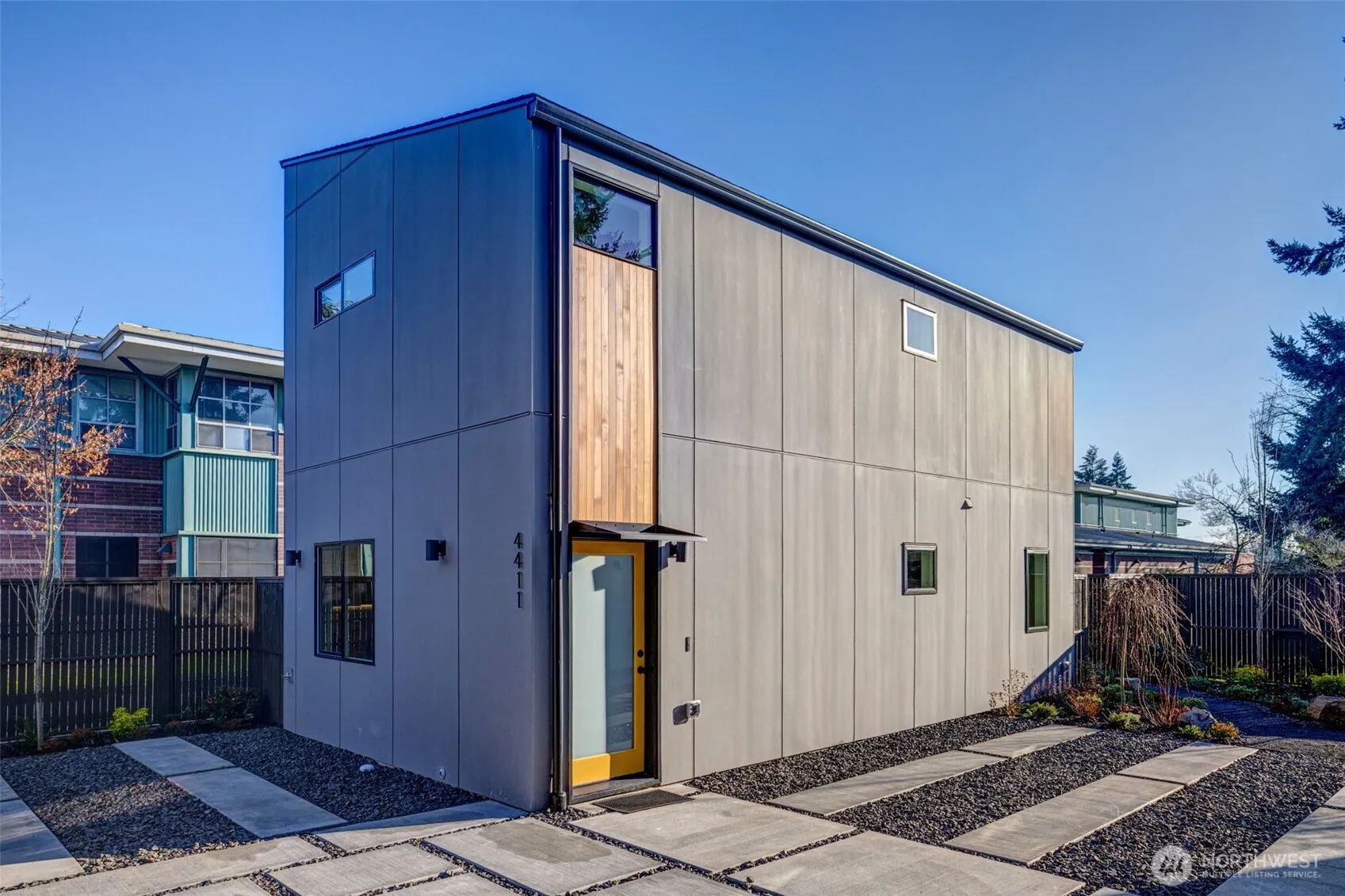 Property photo for 4411 S Holly Street, Seattle photo 2