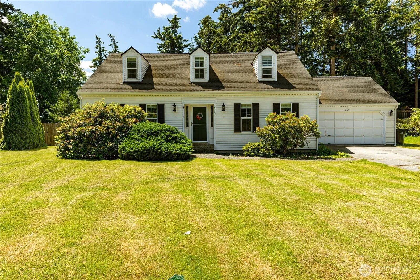 Property photo for 1565 Sw Putnam Drive, Oak Harbor