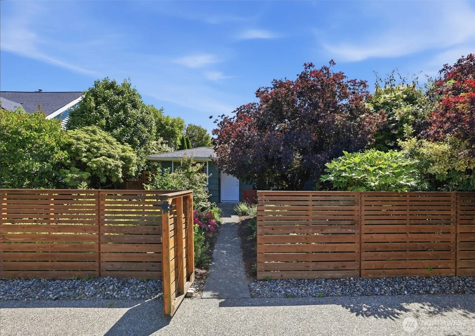 Property photo for 7752 17th Avenue Sw, Seattle photo 4