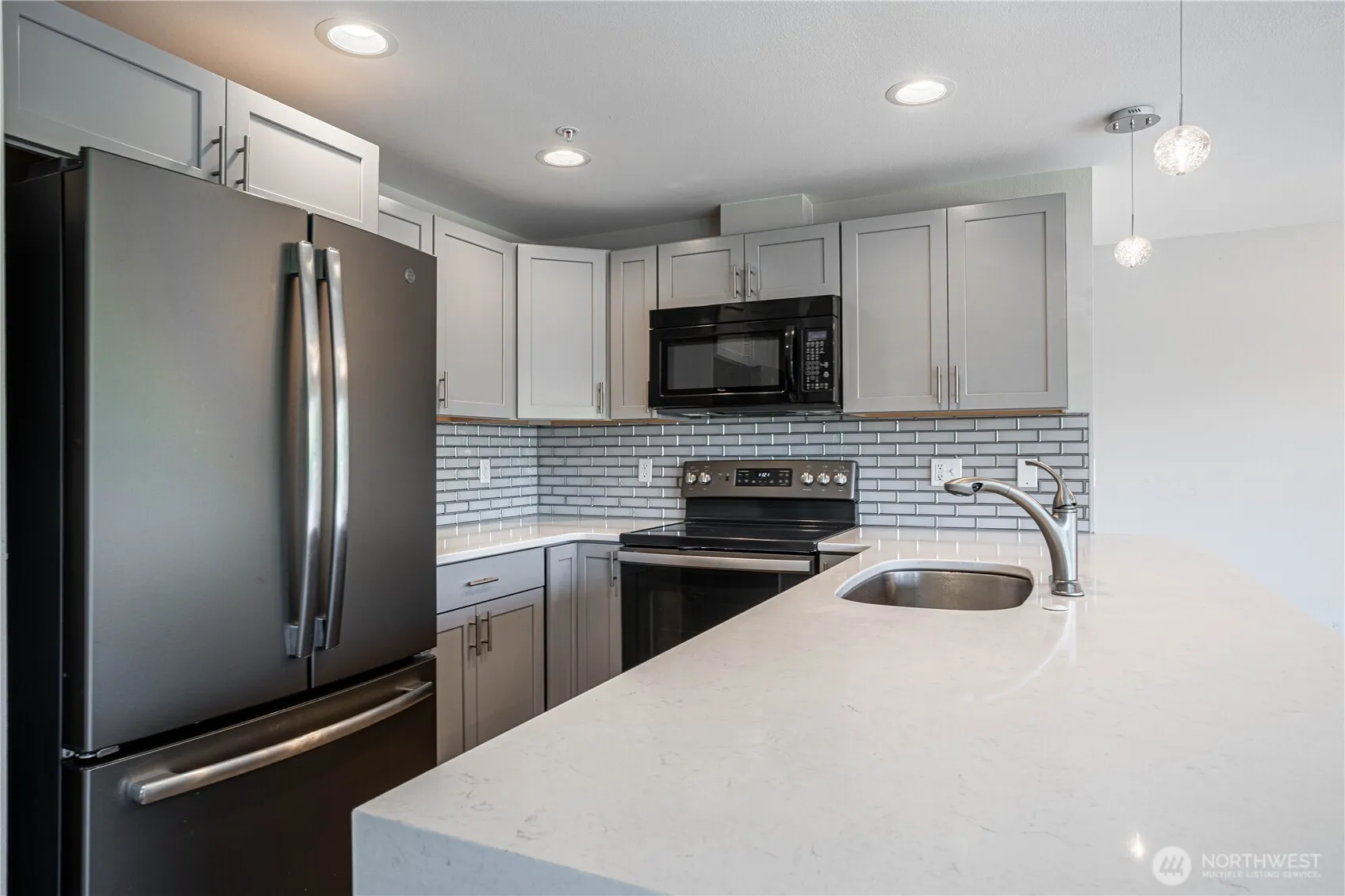 Property photo for 808 W Manson Highway #b202, Chelan photo 5