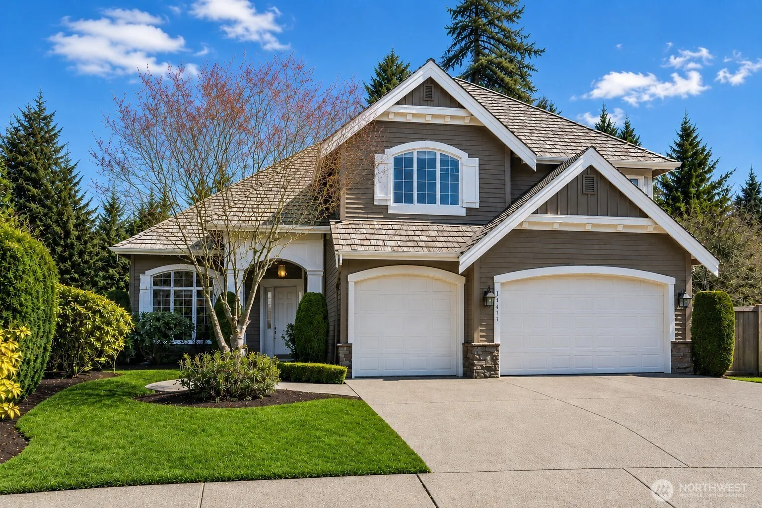 Property photo for 14419 3rd Drive Se, Mill Creek photo 2