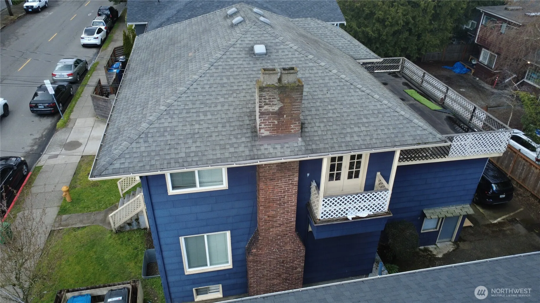 Property photo for 5026 20th Avenue Ne, Seattle photo 3
