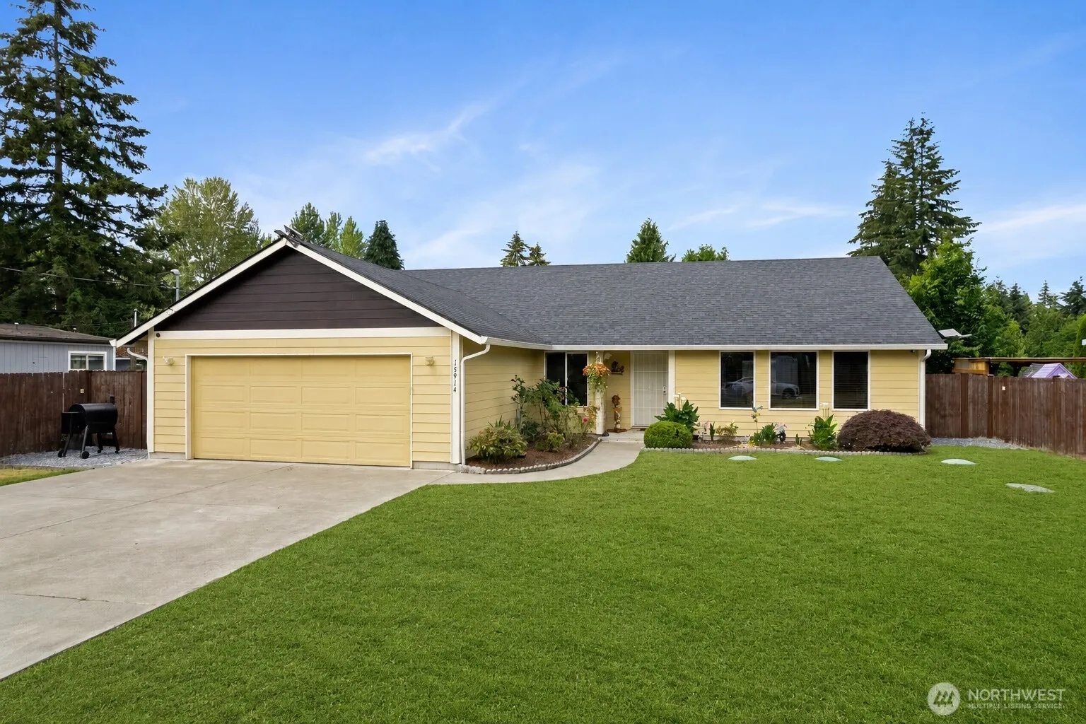 Property photo for 15914 85th Avenue E, Puyallup