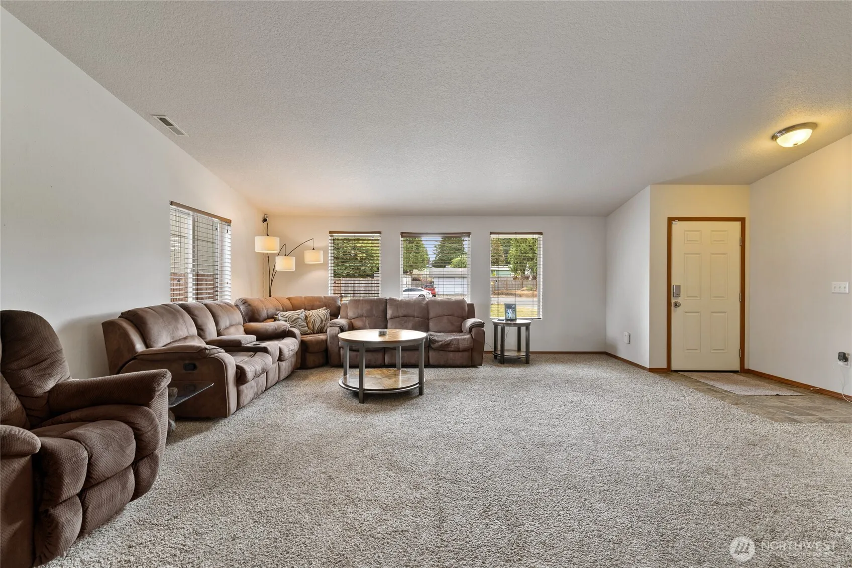Property photo for 15914 85th Avenue E, Puyallup photo 3