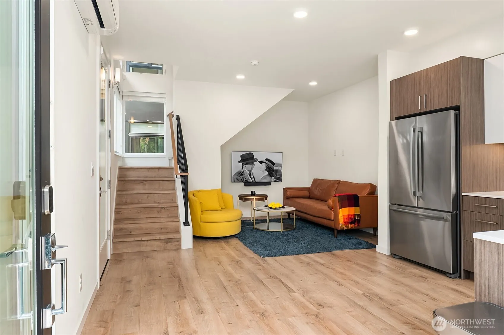 Property photo for 422 10th Avenue E #f, Seattle photo 4
