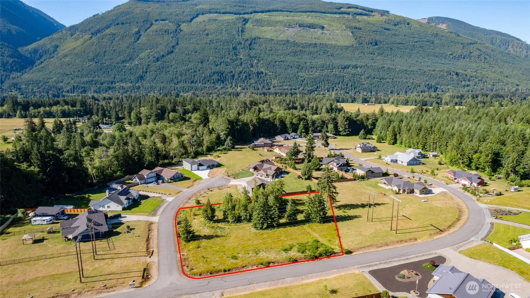 Property photo for 17 Fieldstone Court, Sedro Woolley photo 2