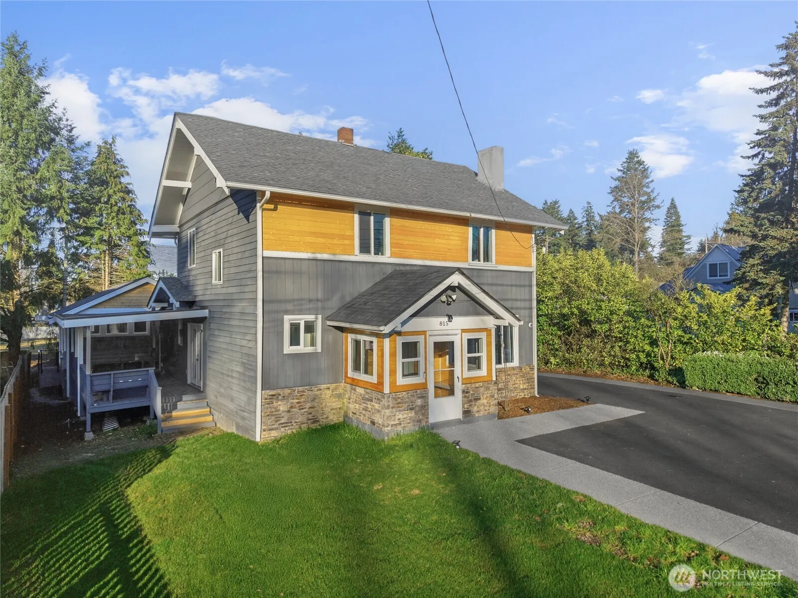Property photo for 815 S 96th Street, Tacoma photo 2
