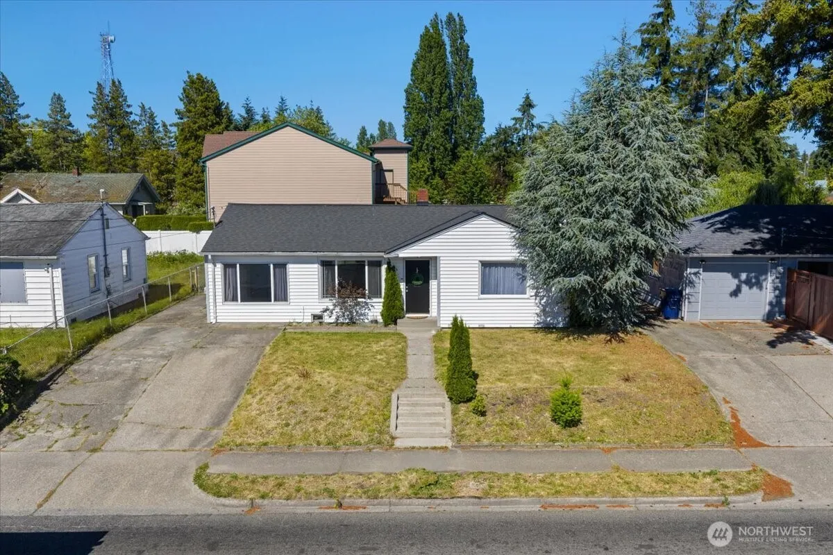 Property photo for 1816 S Sprague Avenue, Tacoma photo 2