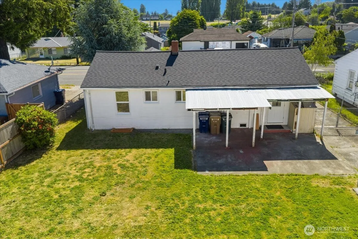 Property photo for 1816 S Sprague Avenue, Tacoma photo 4