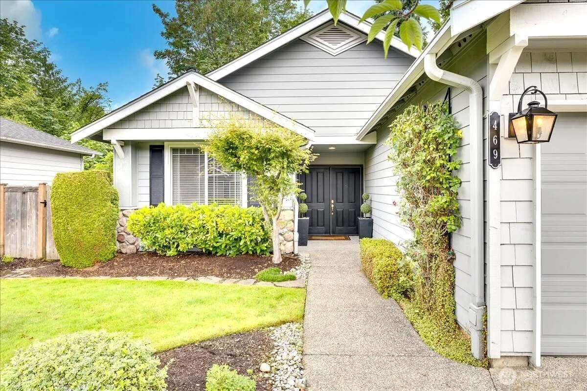 Property photo for 469 243rd Place Se, Sammamish photo 2