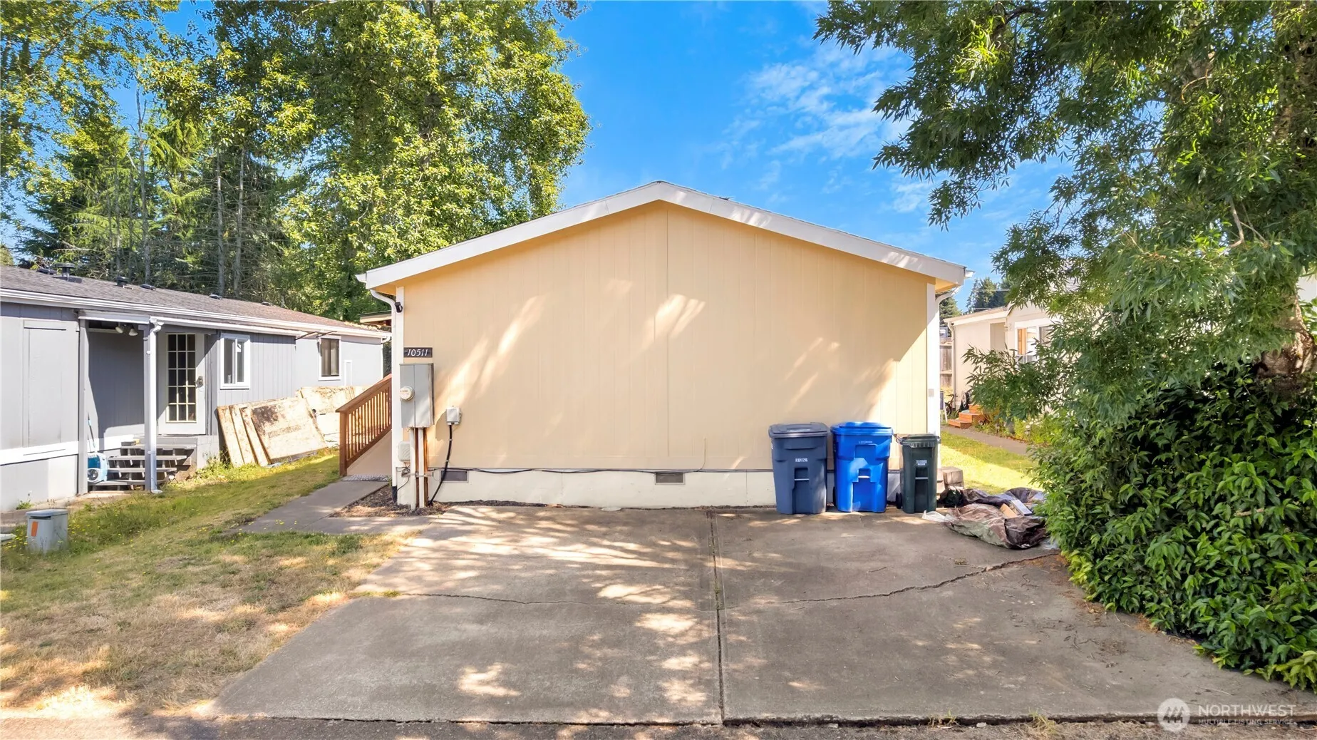 Property photo for 10511 137th Street E #16, Puyallup photo 2
