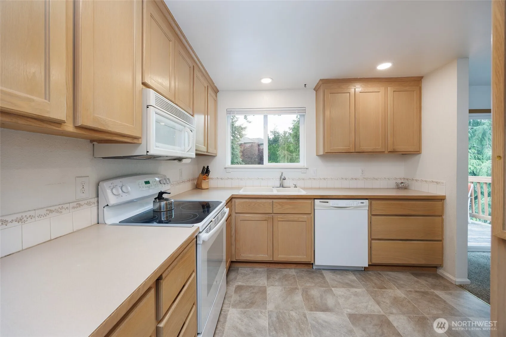 Property photo for 13318 47th Avenue Se, Mill Creek photo 5