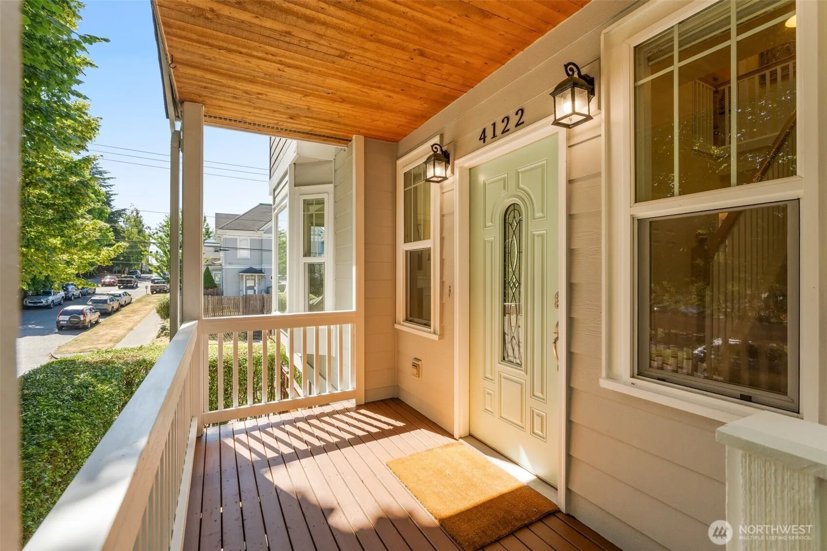 Property photo for 4122 Sw Walker Street, Seattle photo 5